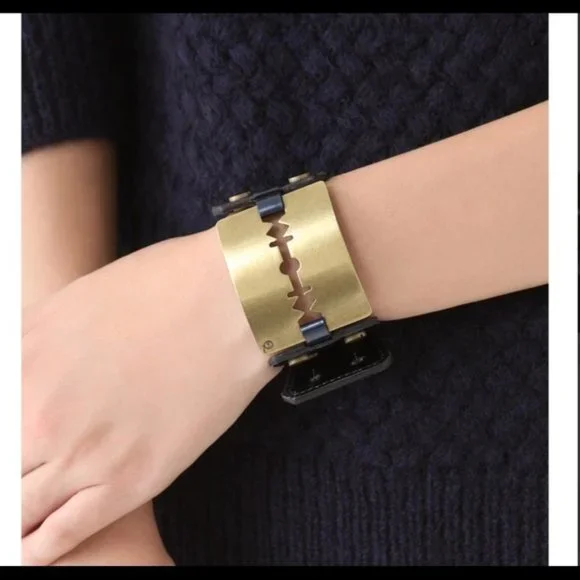 Alexander McQueen McQ razor blade oversized leather cuff wide bracelet - Picture 3 of 14